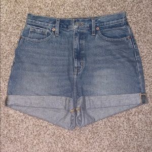 urban outfitters mom high bdg jean shorts size 28